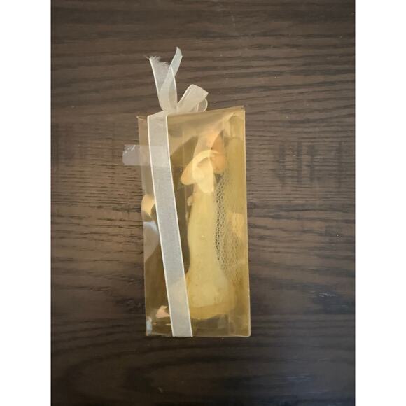 Vintage Bride and Groom Wedding Cake Topper in Original Plastic - Picture 2 of 9